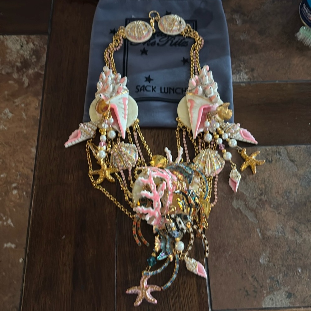 Lunch At The Ritz SEASHELL Necklace - Picture 2 of 14